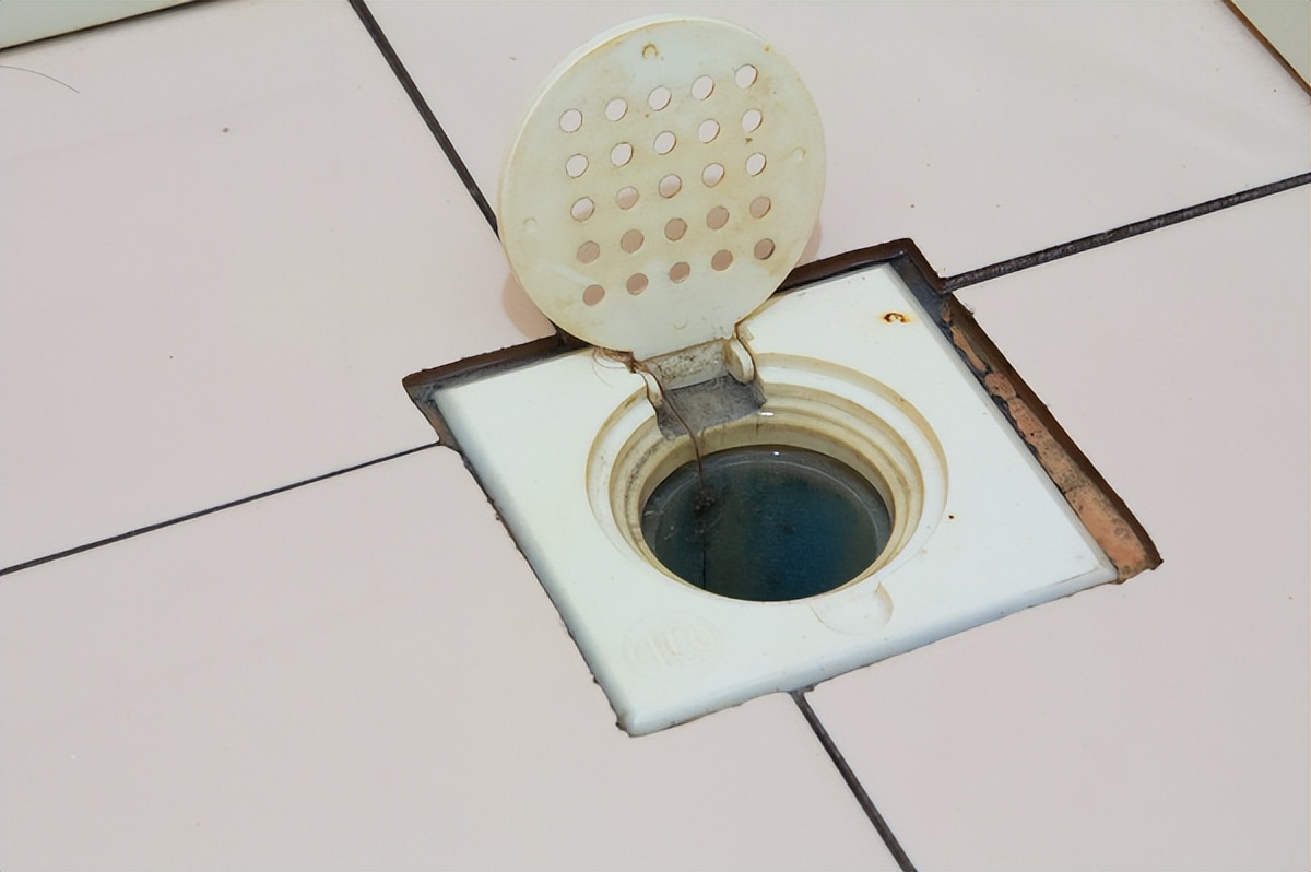 地漏老是被头发堵住怎么解决,地漏被头发堵住了怎么解决