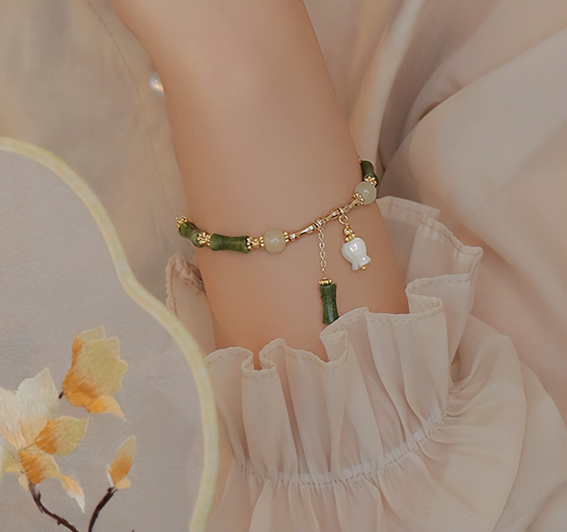 女闺蜜生日送什么礼物200元左右,小姐姐给闺蜜送什么礼物好