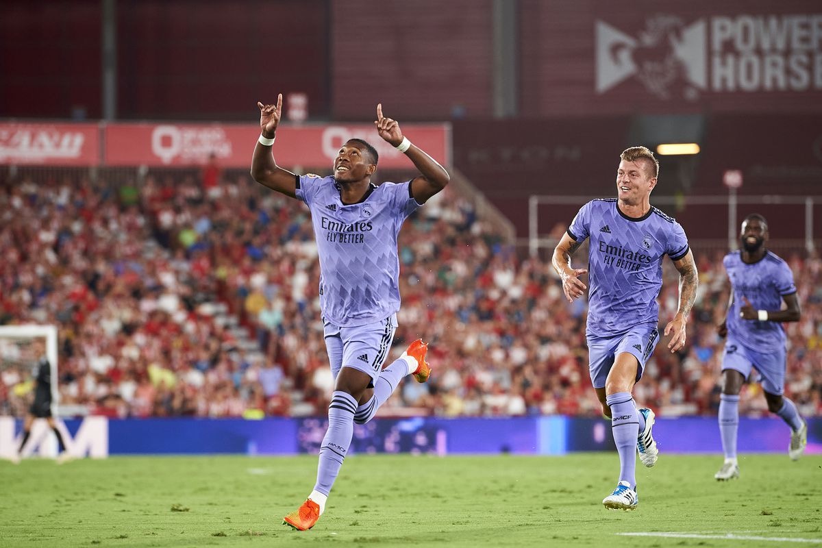 五大联赛全赛季不败,曼联3大纪录傲视欧洲五大联赛