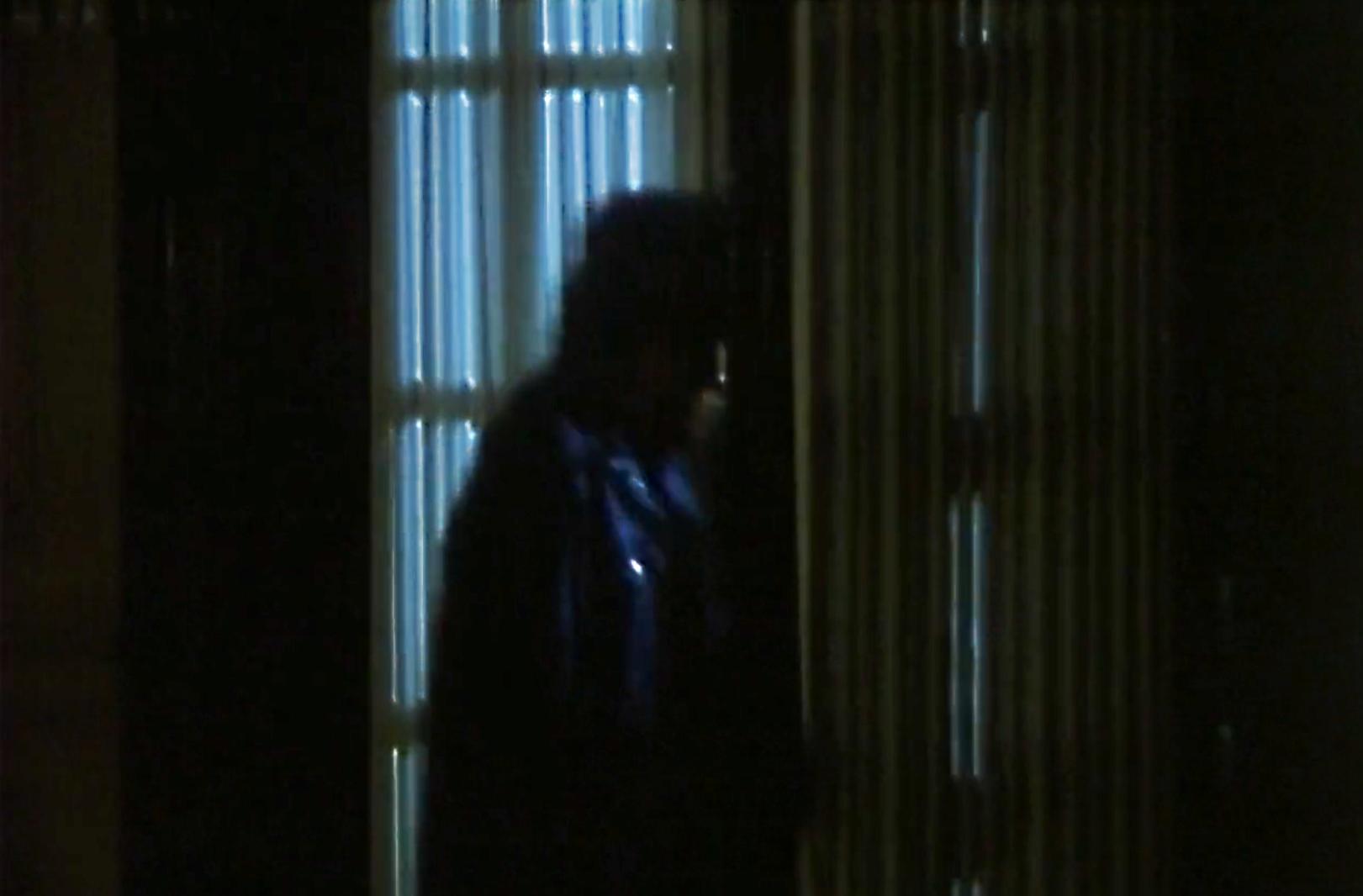 白雾街*杀凶**案：男人离奇死于电车，警方竟靠化妆品找到了有利线索