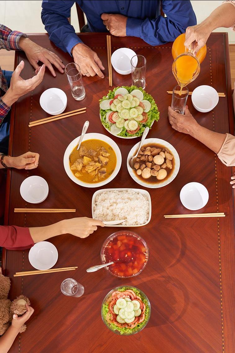 我30岁了父母吵架打架该怎么办,我30多岁了还和父亲吵架