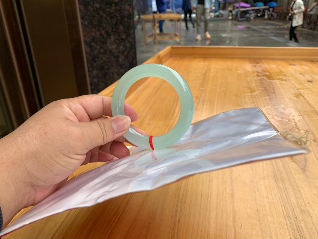 翡翠主要交易市场有哪些,翡翠交易市场中的潜规则