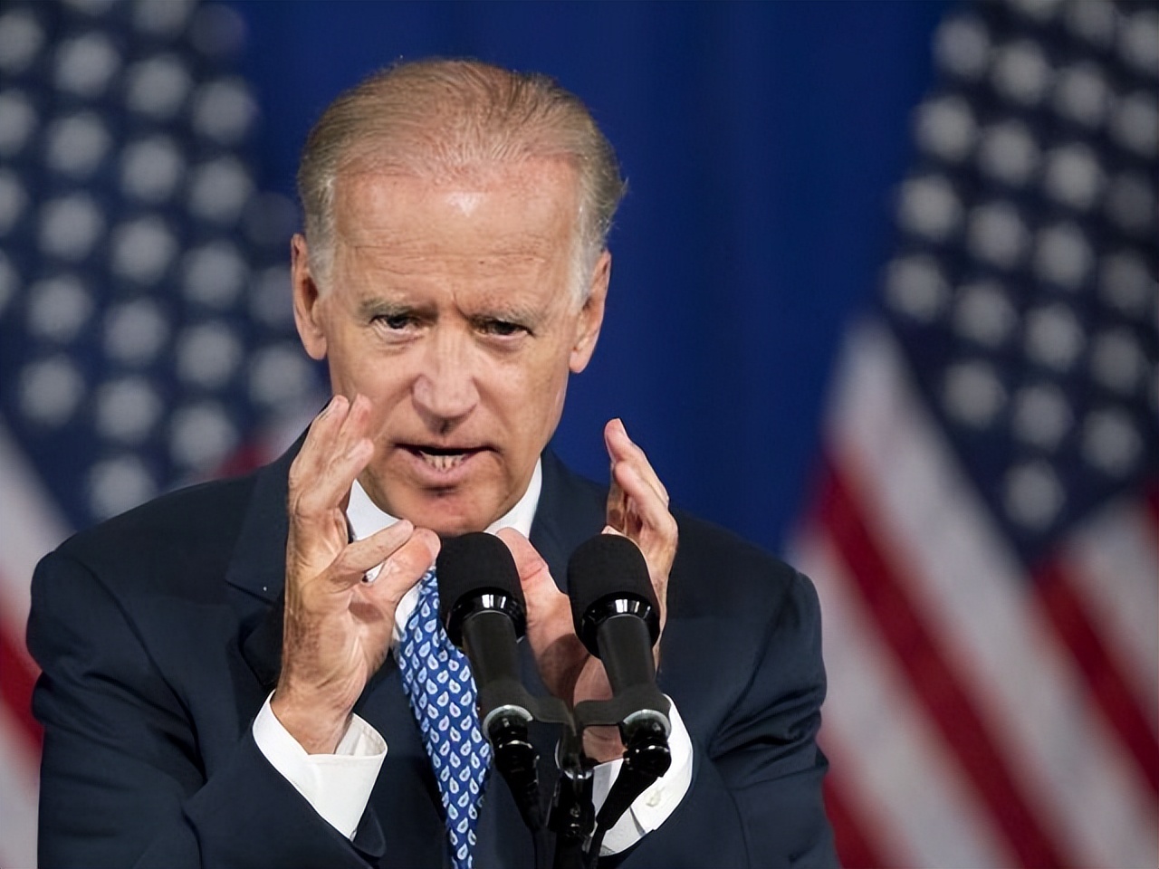 如何薅美国的羊毛？这份攻略，让美国被世界薅了十年