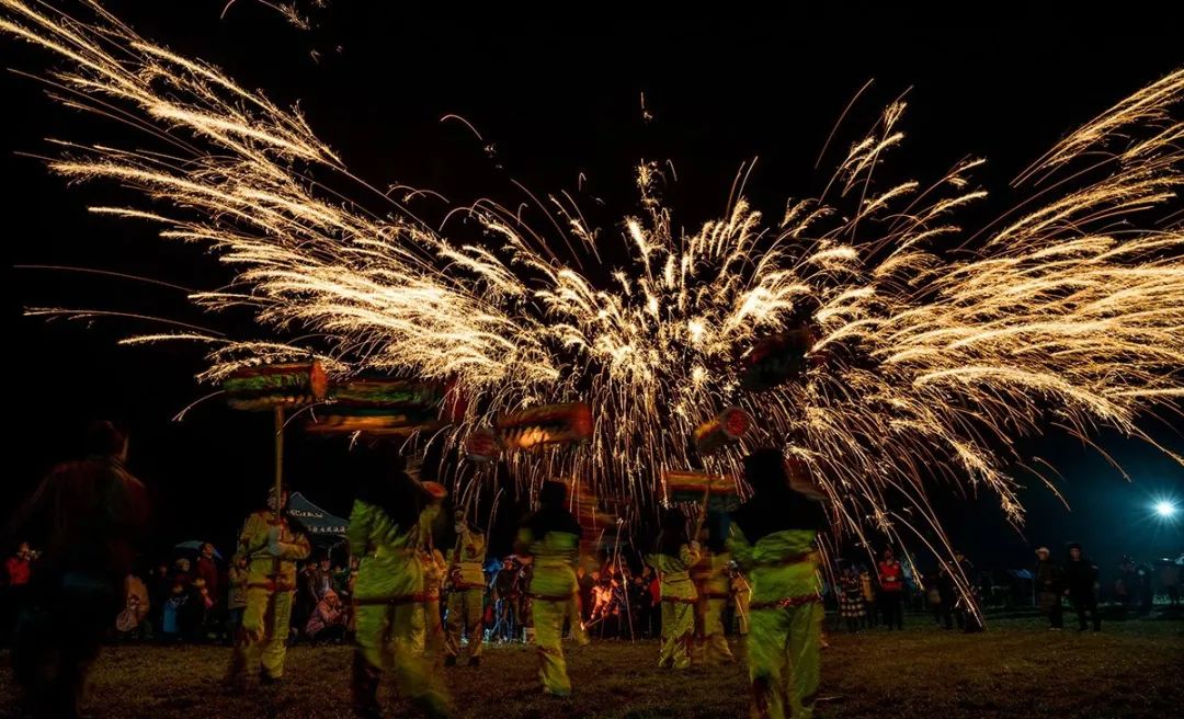 你好，我叫威远，这是我2023年的最新简历！