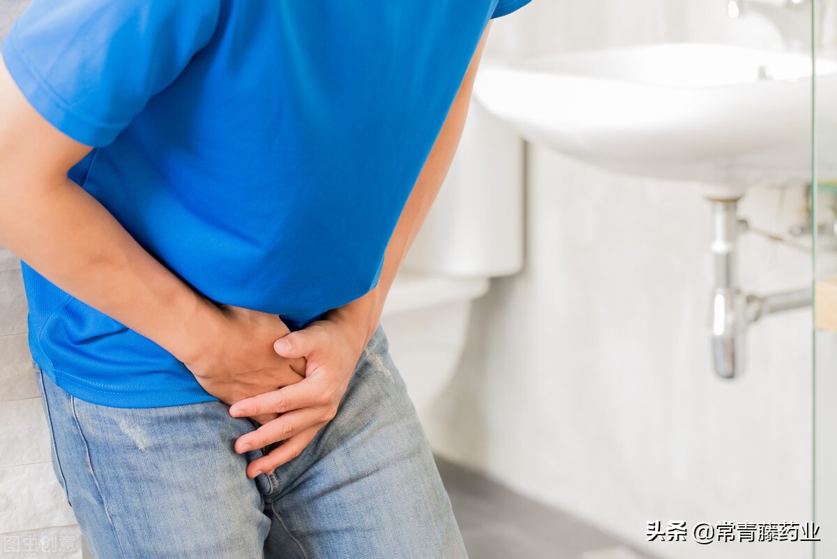 睾丸炎是什么疾病的预兆,睾丸胀痛怎样判断是什么样的感染