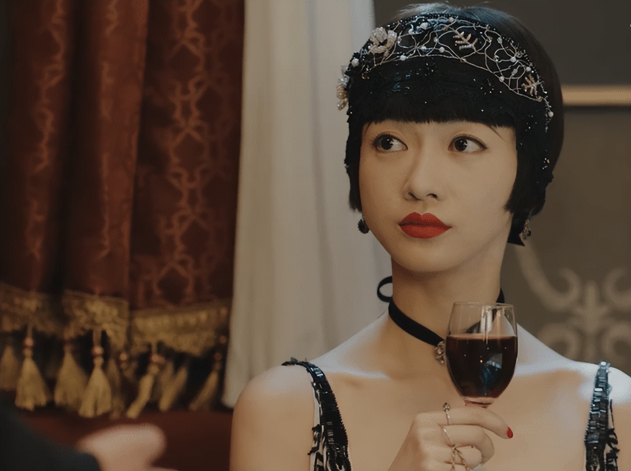 传家易钟玉真实身份,传家易钟玉结局去哪了