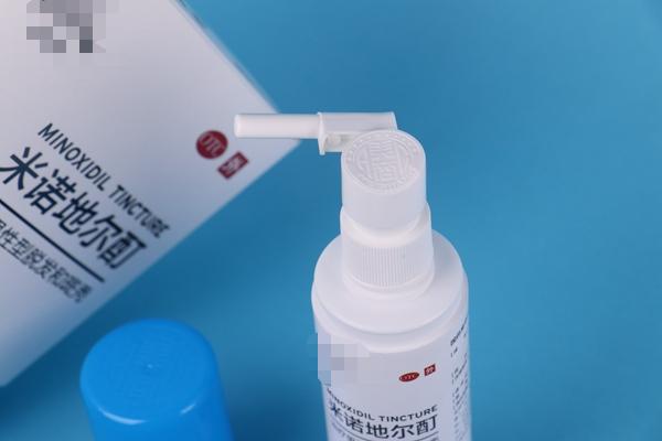 30岁男性4级脱发生活怎么调理,男性脂溢性脱发严重中医能治好吗