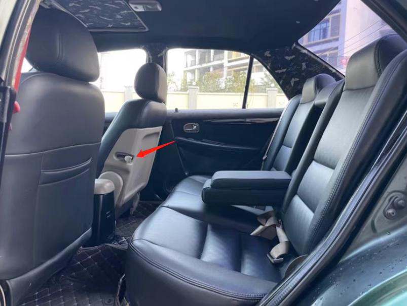 二手车商务车七座价格一万左右的,一万元内的高性价比二手车怎么选