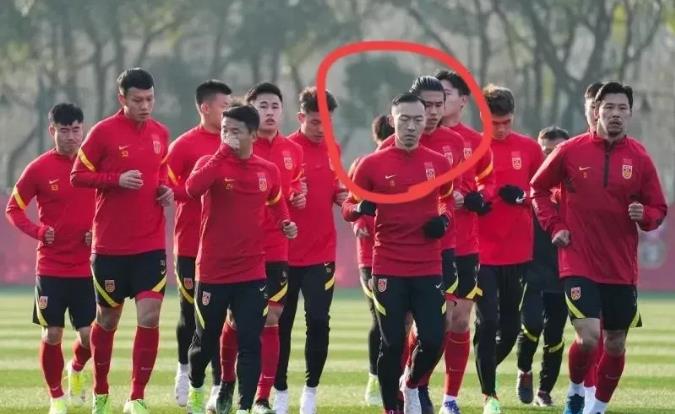 各界向男足发起挑战,各地球队向男足发起挑战