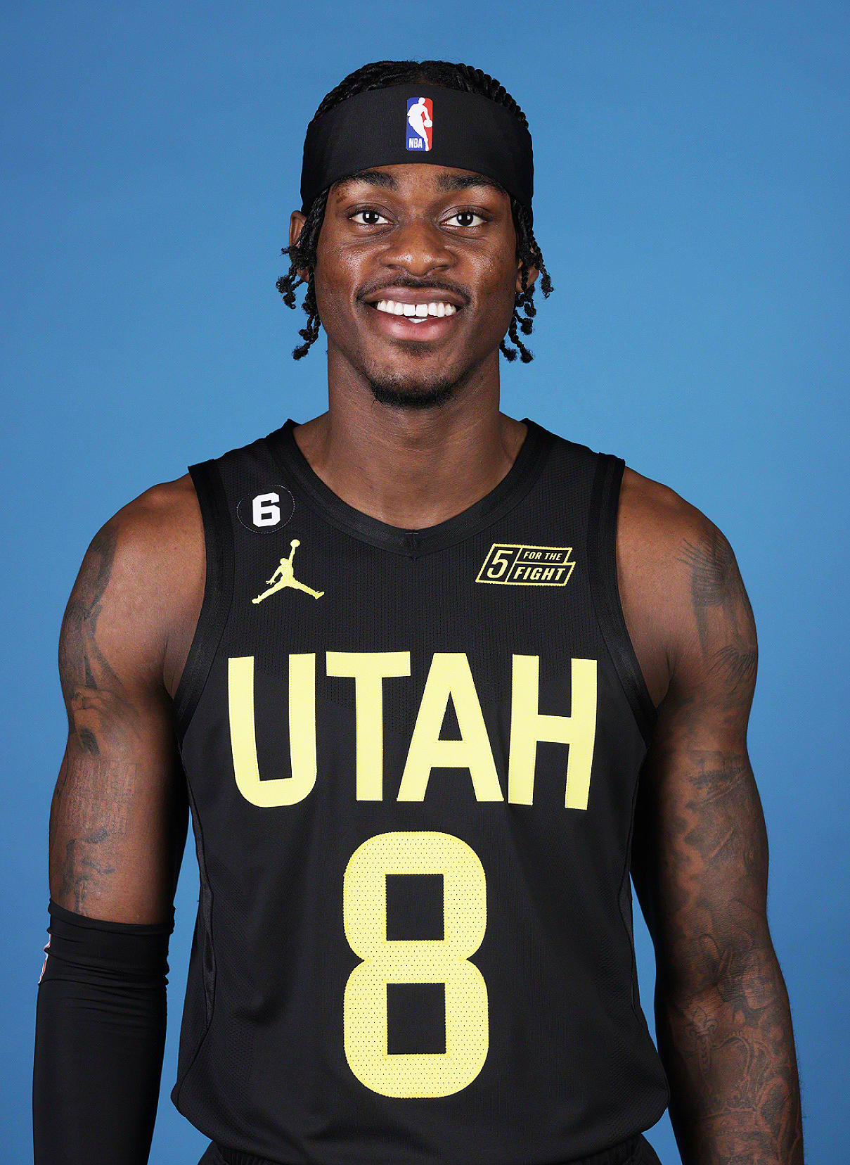 店员!美国NBA球星薪资438万美元,买2000元时装穿一天第二天退货