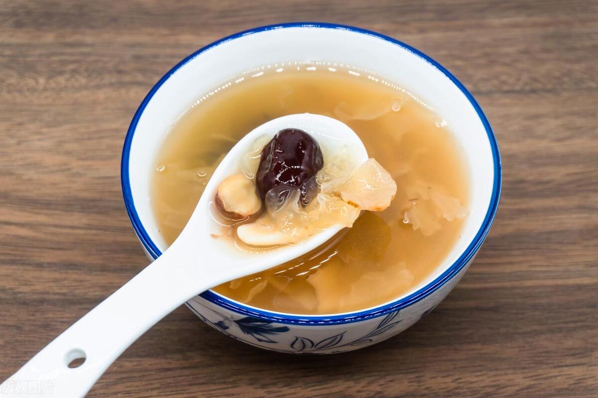 暑热天气试试这两道汤美味又解暑,4款汤清凉解暑汤可多喝