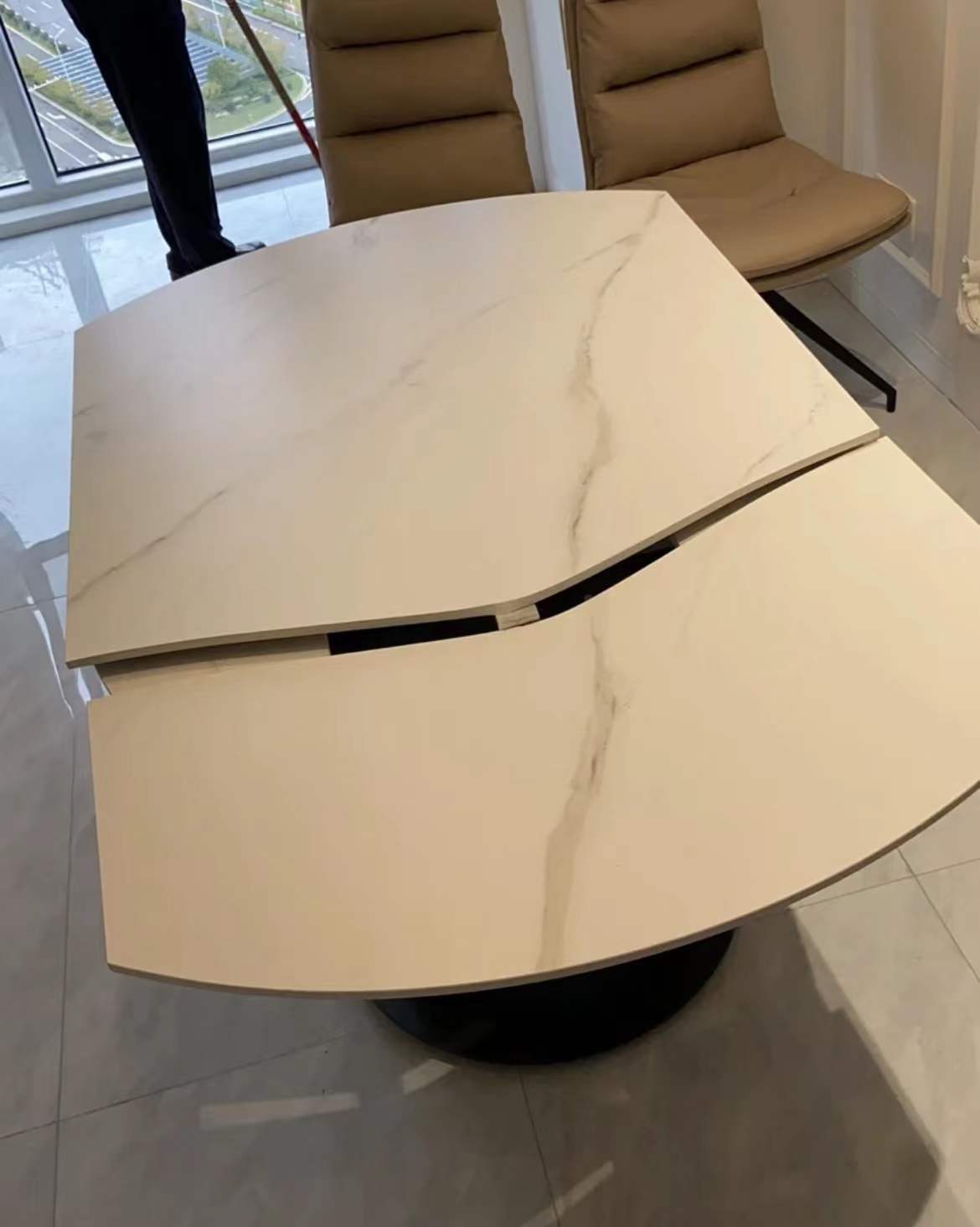 厨房台面岩板好还是石英石好,厨房台面用石英石好还是用岩板好