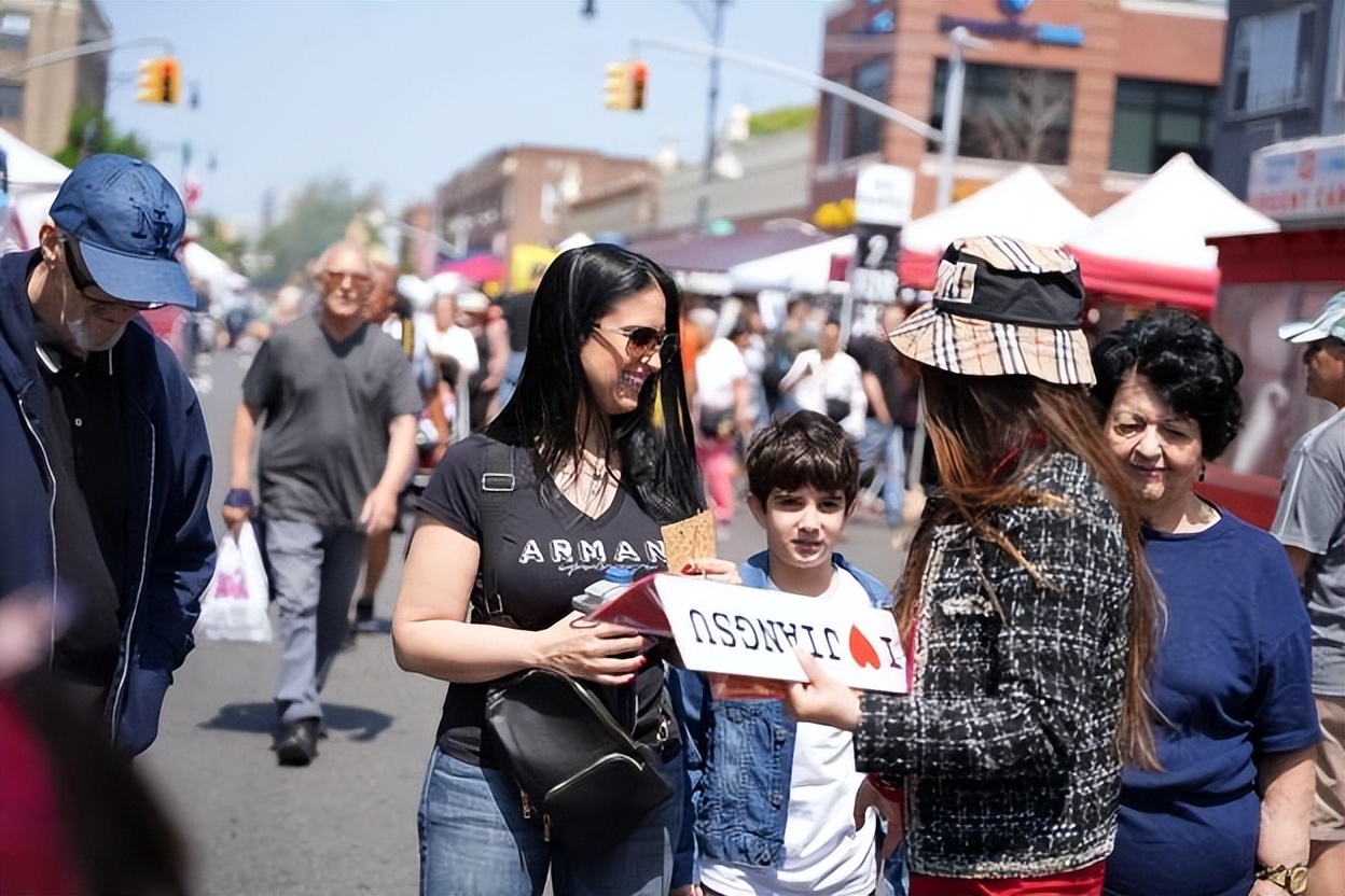 圈粉海外!“水韵江苏”惊艳亮相ClearviewFestival