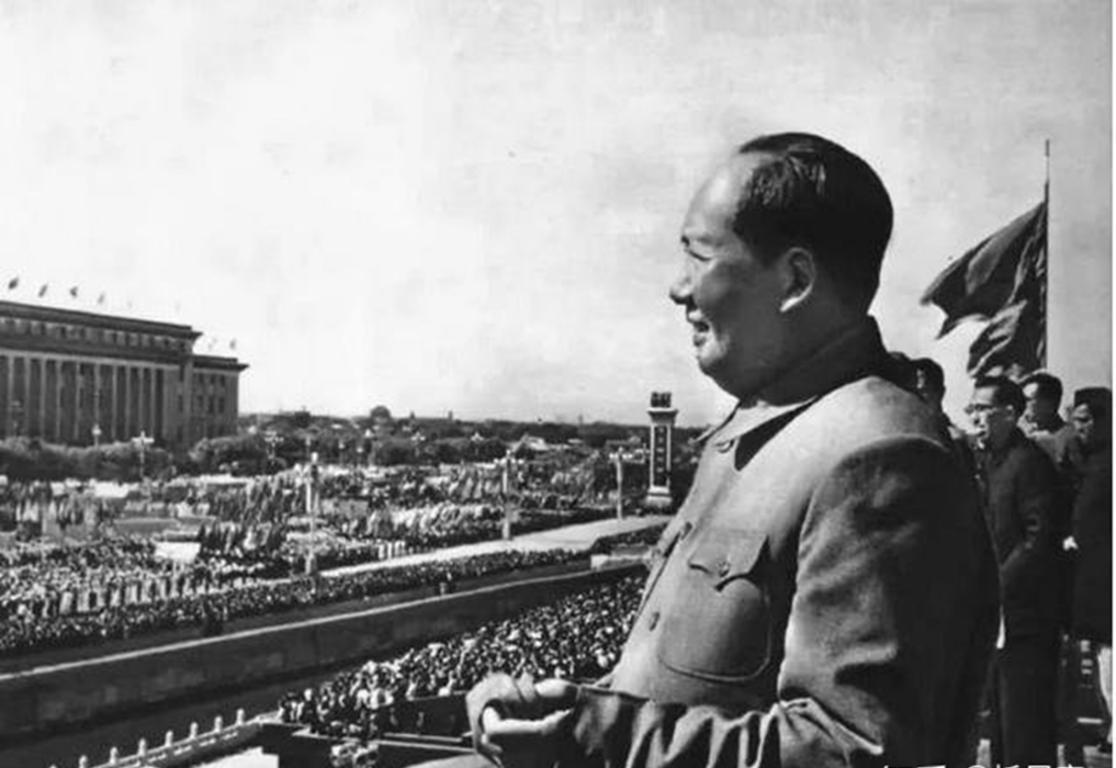 1969年国家面临苏联核威胁，毛主席下令：领导人撤出首都