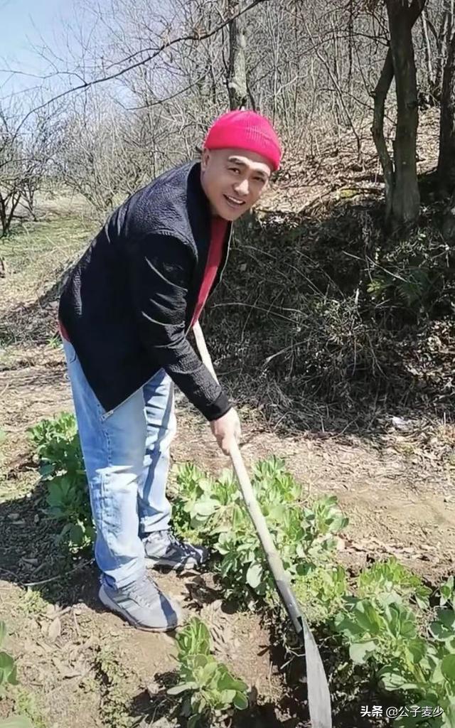 黑子演无天佛祖的时候多大,扮演无天佛祖的黑子