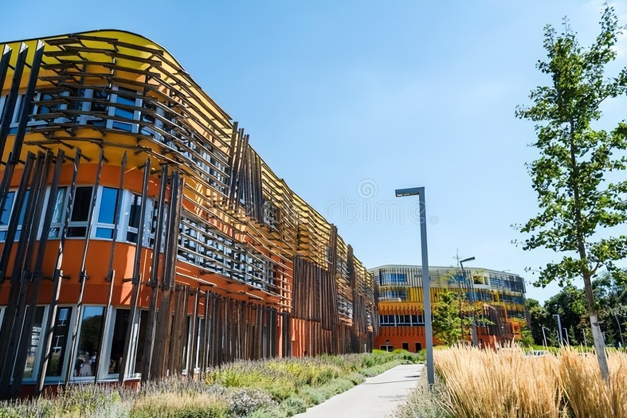 扩招大学和缩招大学哪一所好,2020年高考宣布扩招的几所高校