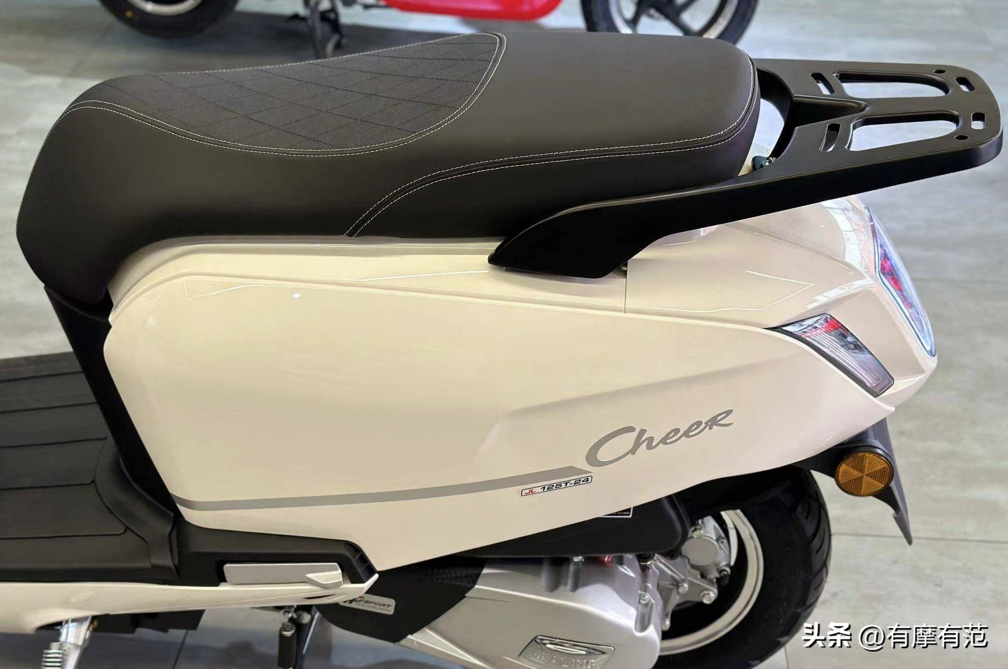 7980元的嘉陵巧乐125复古踏板,嘉陵巧乐125多少钱二手