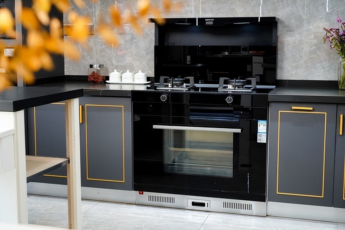 厨房要不要集成排水,厨房需要装集成灶吗