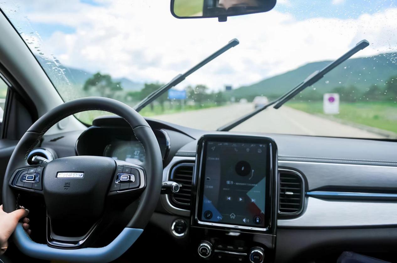 新款奇瑞小蚂蚁试驾,试驾奇瑞小蚂蚁最低配