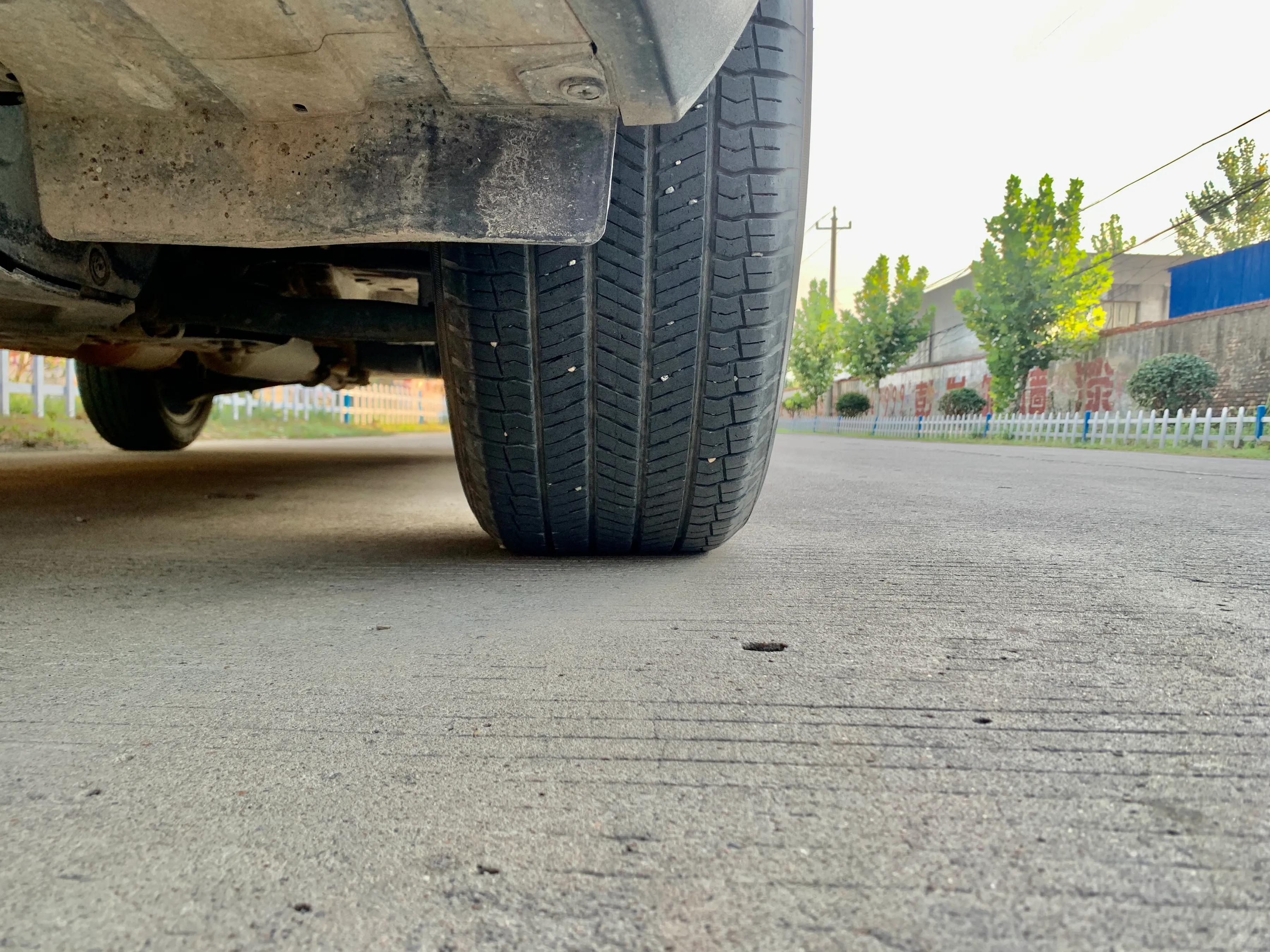 尾门按键打不开钥匙能开,车钥匙遥控怎么关不上电动尾门