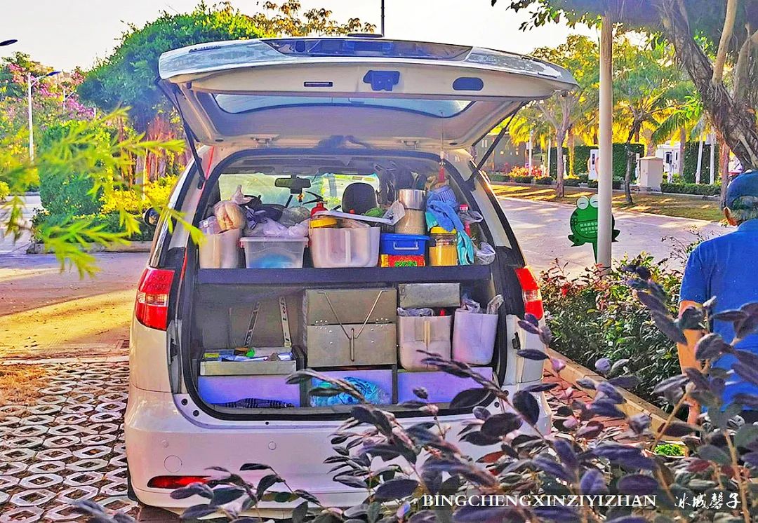 海南九所房车露营基地,三轮车自驾游穷游海南