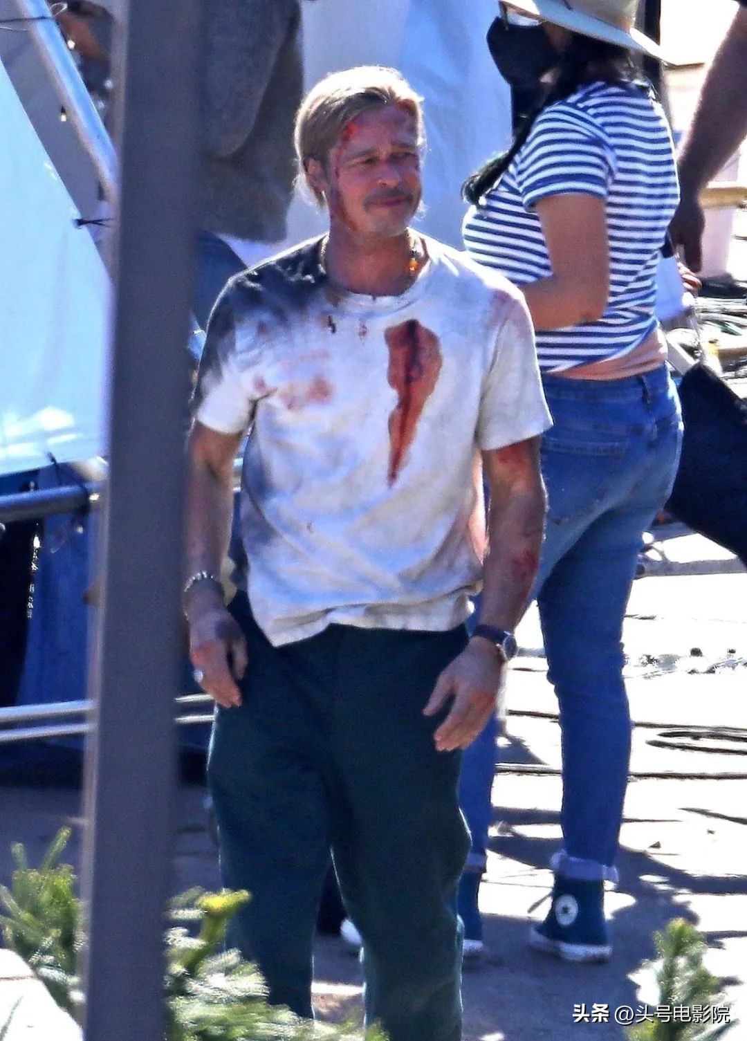 基努里维斯和布拉德皮特同框,模仿基努里维斯战术