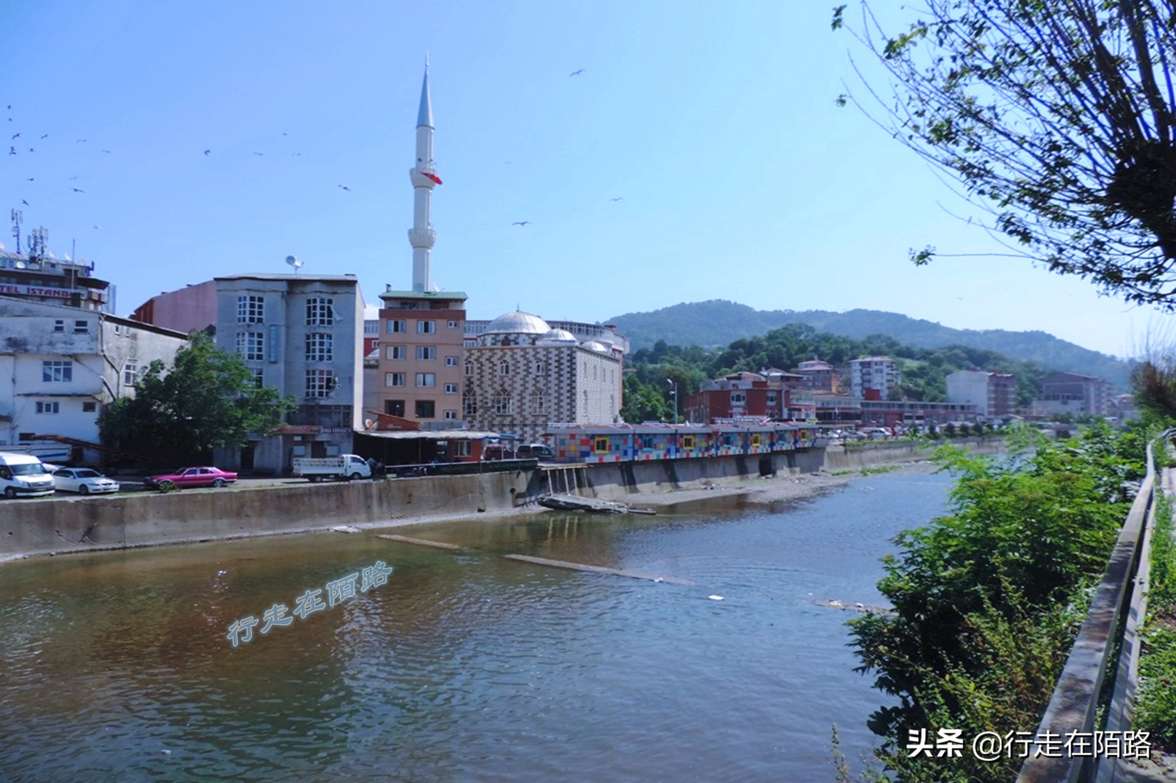 土耳其小镇霍帕：因核辐射致死3500人，如今*赌黄**毒公开化