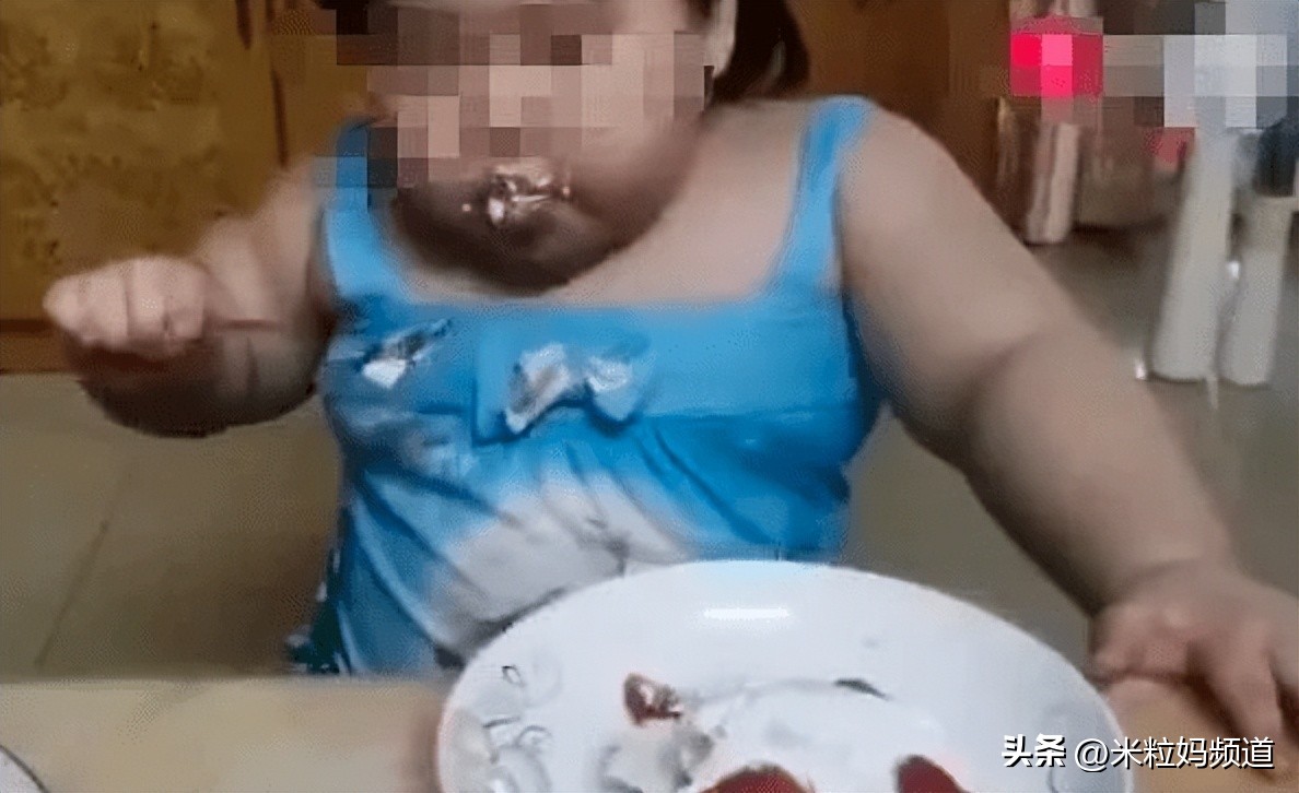 小马云当乞丐视频,网红小马云以前视频