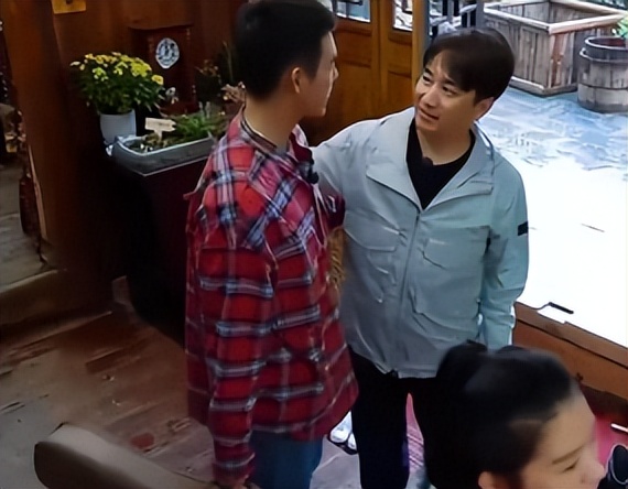 如何看待陈凯歌对柳岩发怒,陈凯歌怒斥柳岩