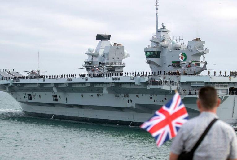 美国总统造航空母舰,振华重工等八大国之重器