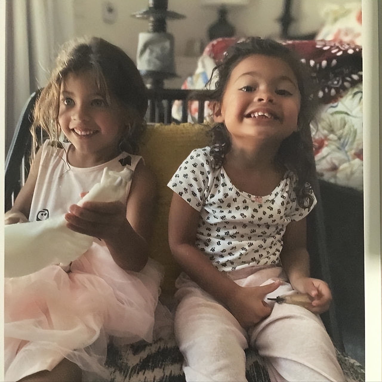 巨石强森和他的女儿们,巨石强森和他的大女儿照片