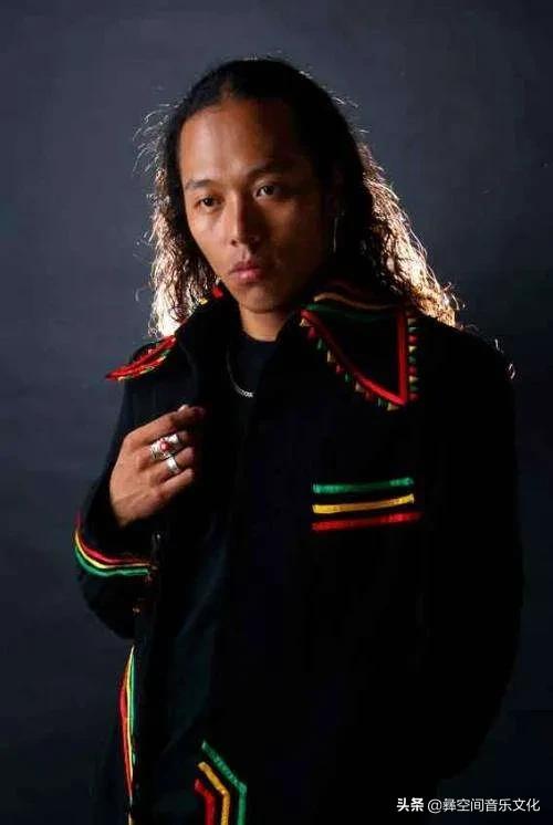 彝族有名的音乐人,彝族歌手音乐