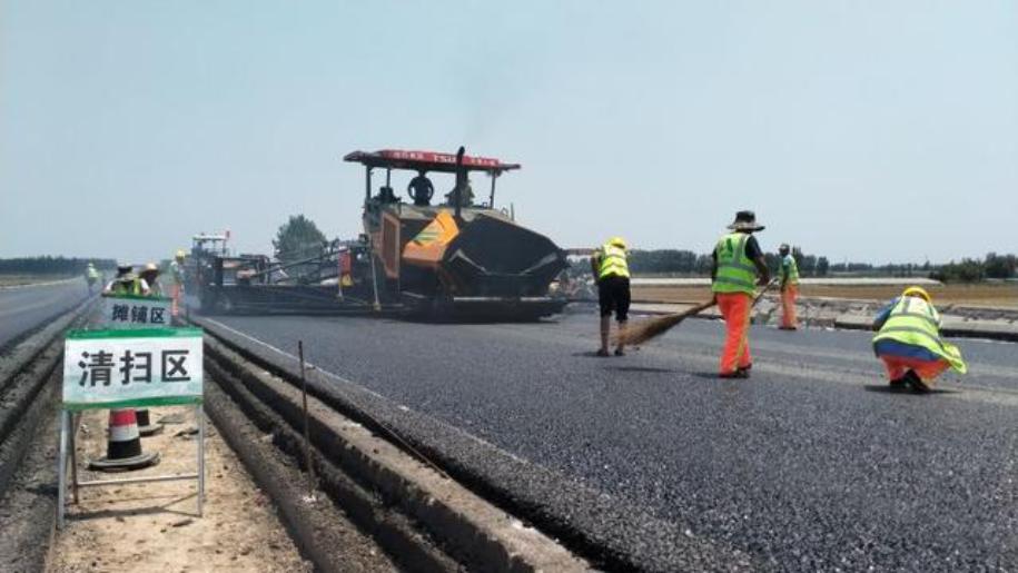 真幸福啊,山东第1条高速公路