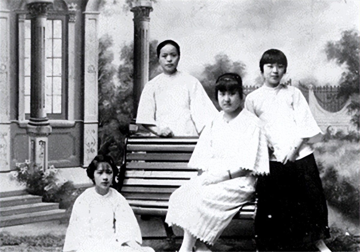 陆英九个子女的结局,陆英出嫁的视频