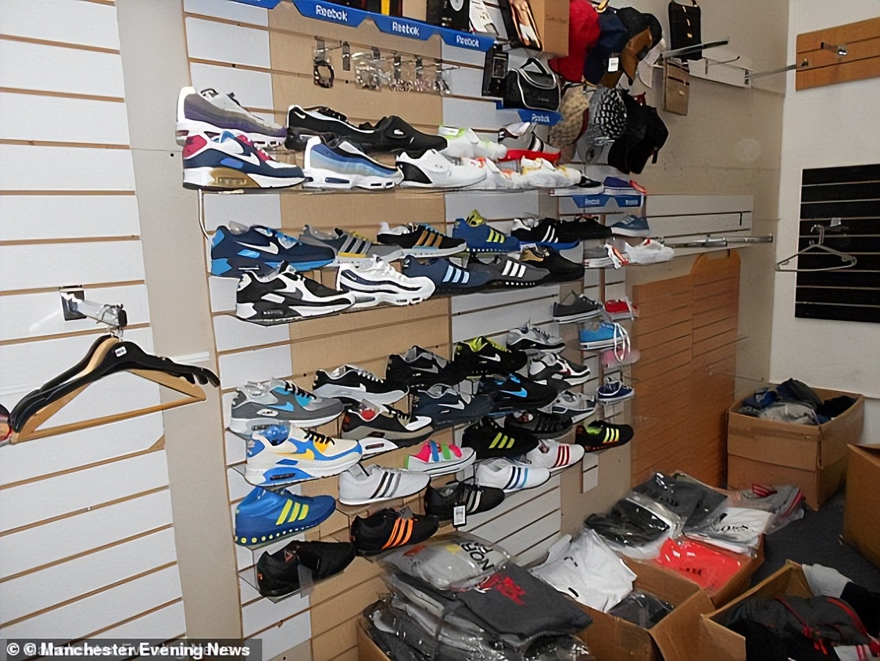 警方查获价值5000万假冒奢侈品,广州查获4万件假冒香奈儿化妆品