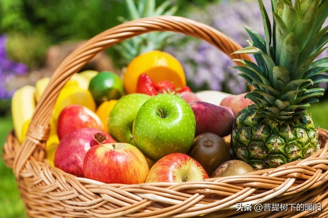 多吃水果有益健康小视频,水果怎样吃才健康呢
