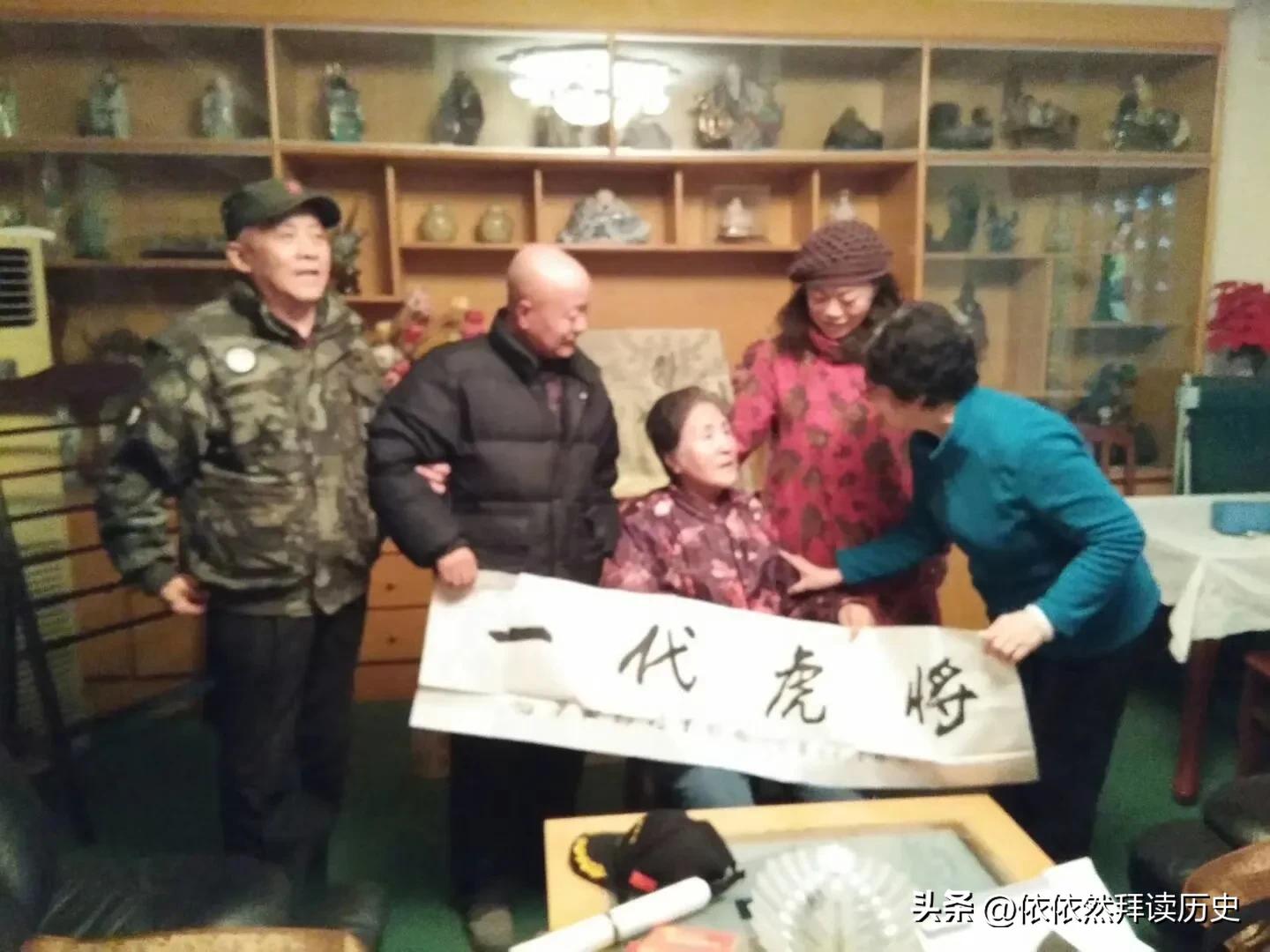 万岁军军长梁兴初将军和夫人任桂兰阿姨的传奇故事