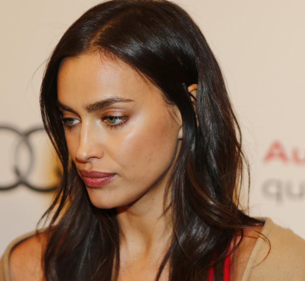 乔治娜晒c罗亲吻她脸颊照,乔治娜晒与c罗合照一生挚爱