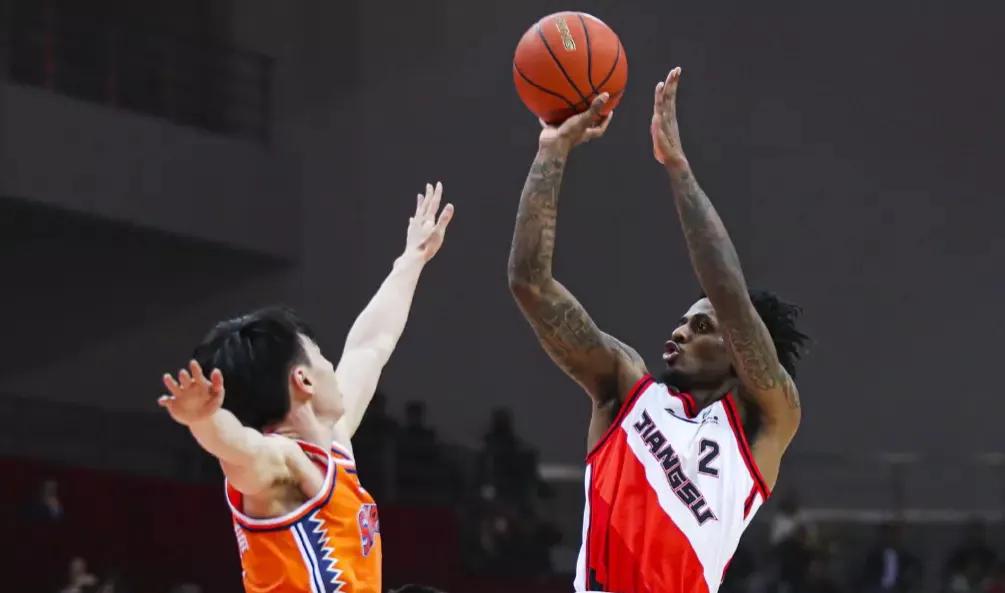 徐济成改外援制度,徐济成接任董事长