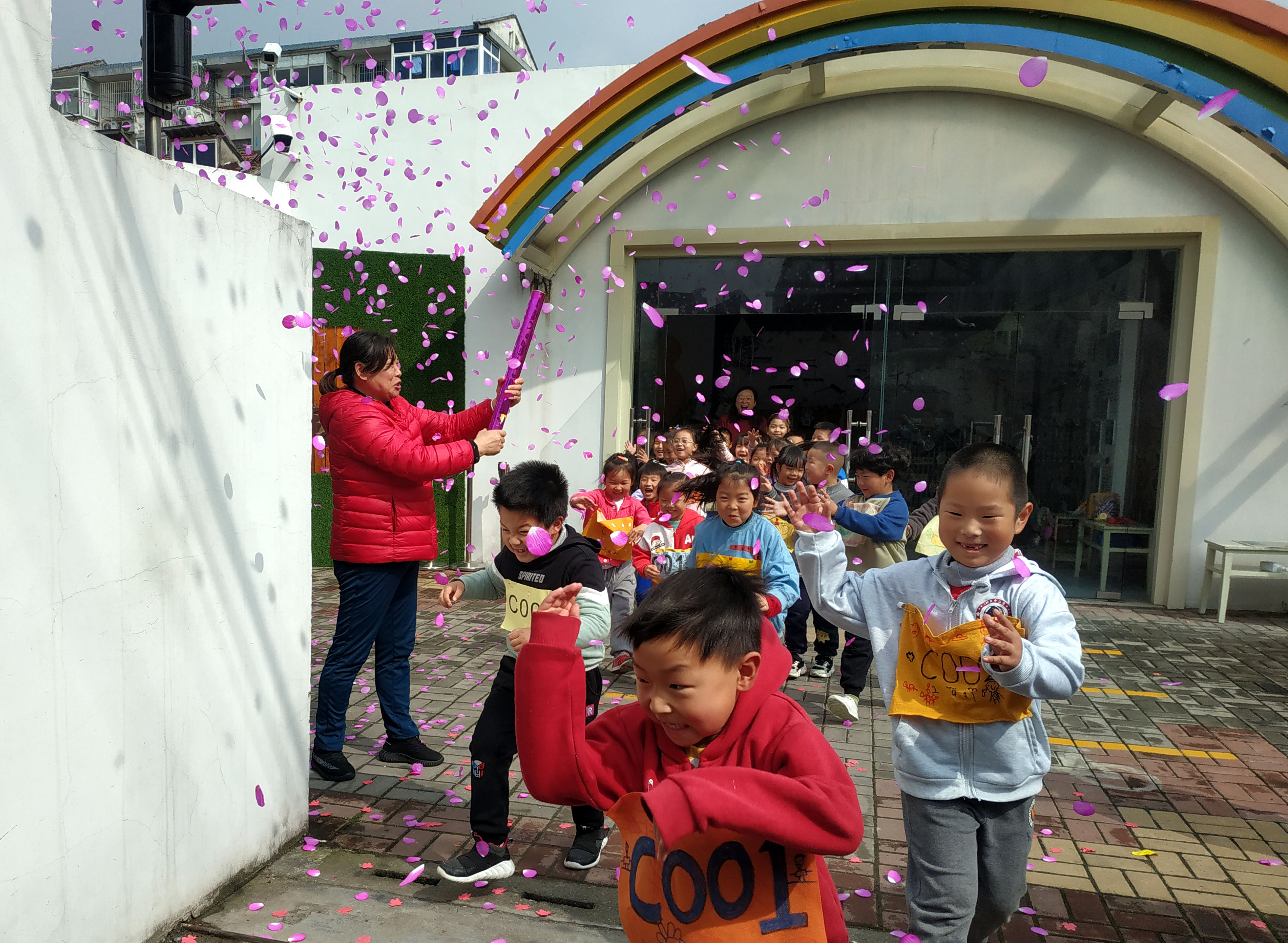 苏州：跑进古城，虹桥幼儿园小朋友探索古巷的秘密