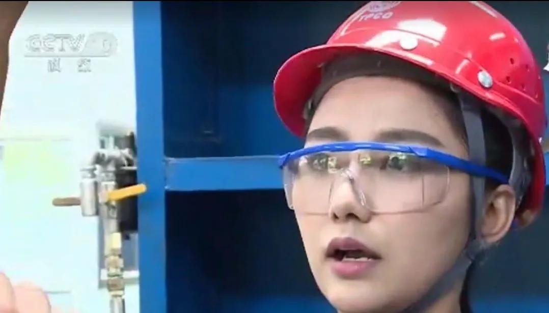 不戴护目镜焊工有什么影响,焊工作业时必须佩戴哪些防护用品