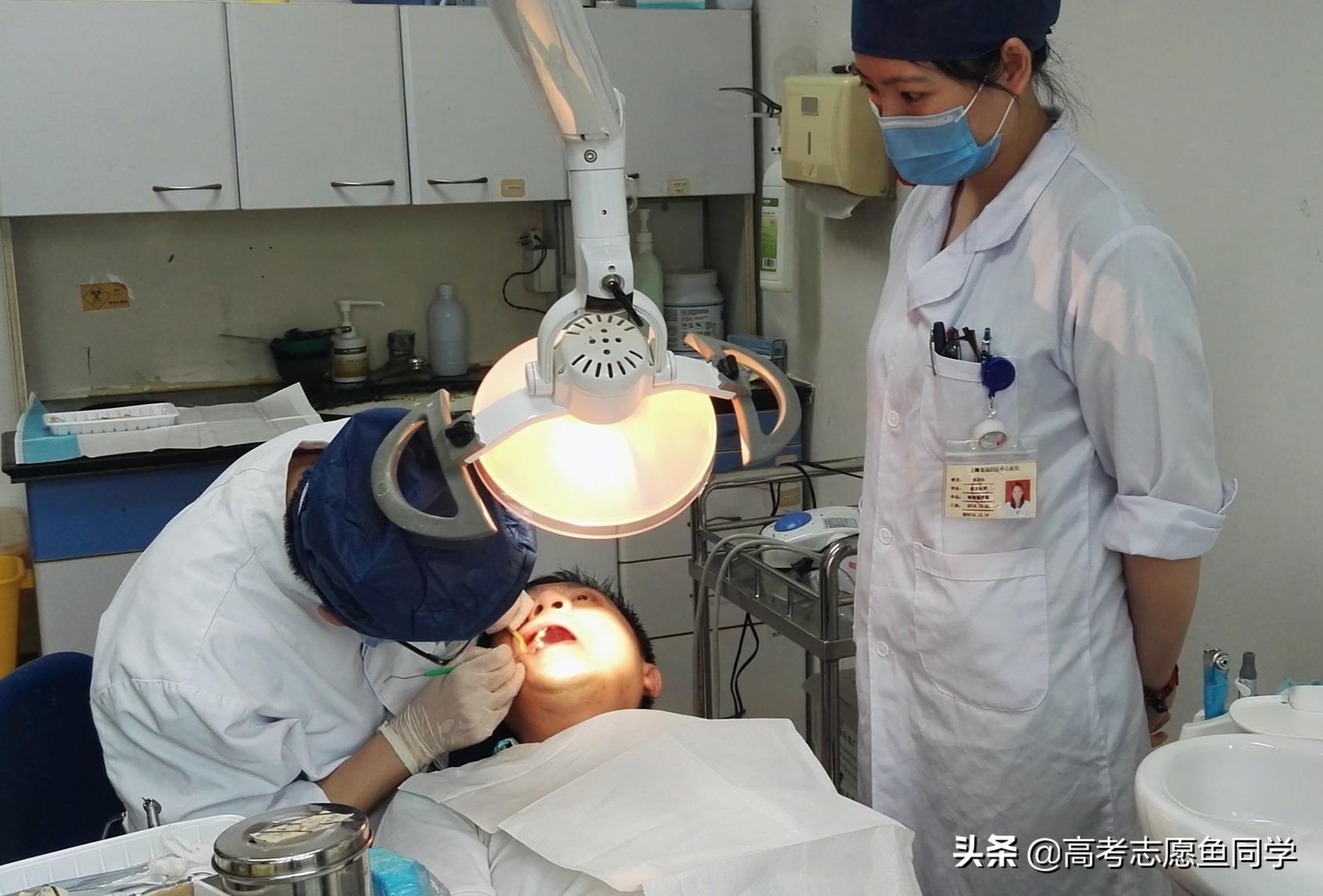 高考口腔医学专业专科生就业前景,口腔医学技术专科生就业前景