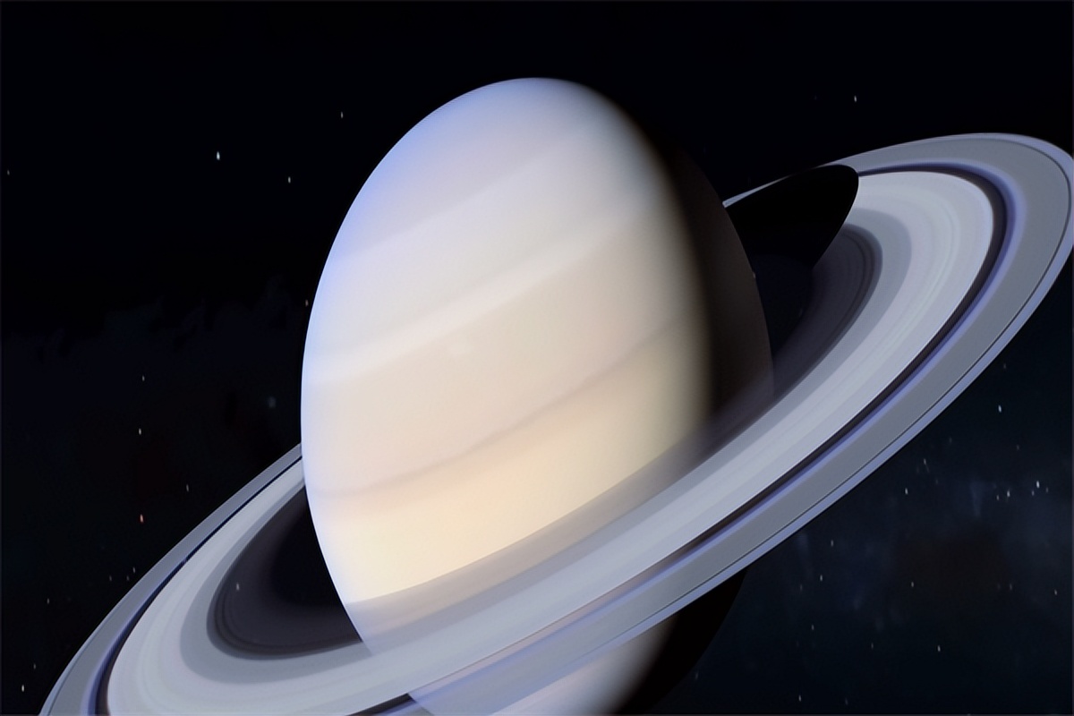 太阳系中最奇怪的20件事，天王星呈蓝绿色，窄到几乎无法看见