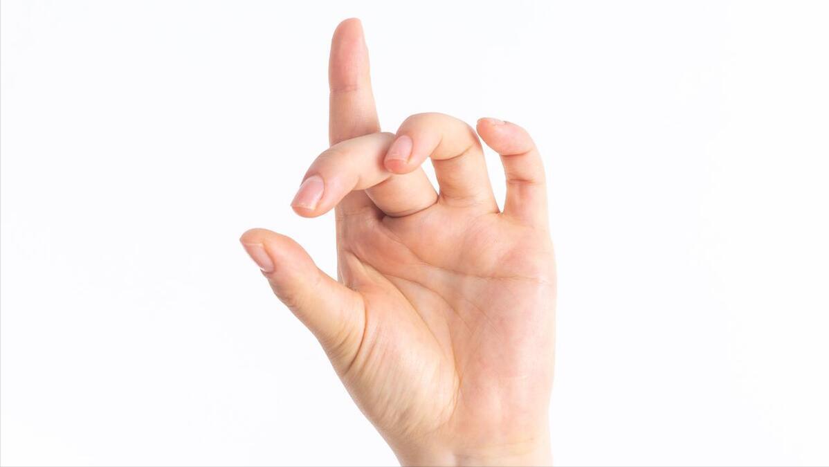 经常“用手”的男人，身体可能会“遭受”5种伤害，越早知道越好