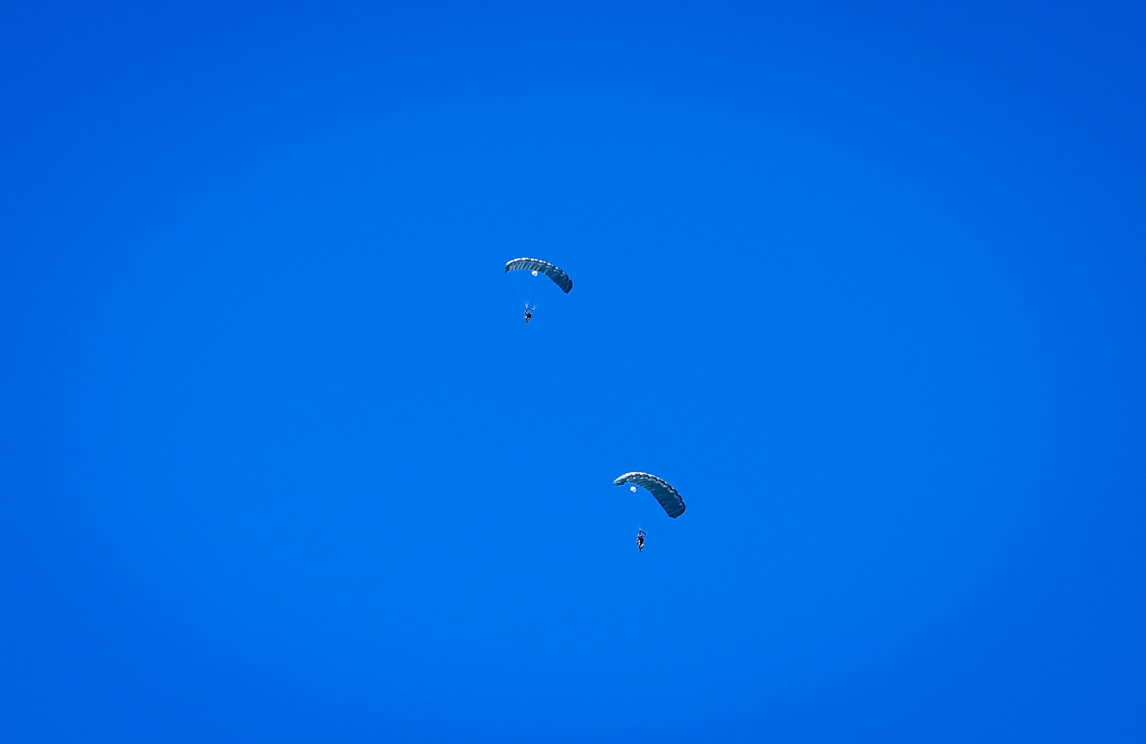 雷电a10攻击机在航母起飞,a-10雷电战斗机二战