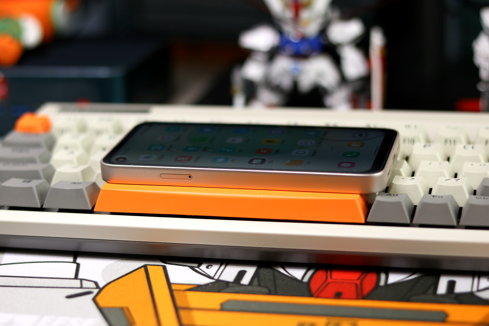 小米生态链推出防沉迷手机，iphone4S一样的手感，为学生群体打造