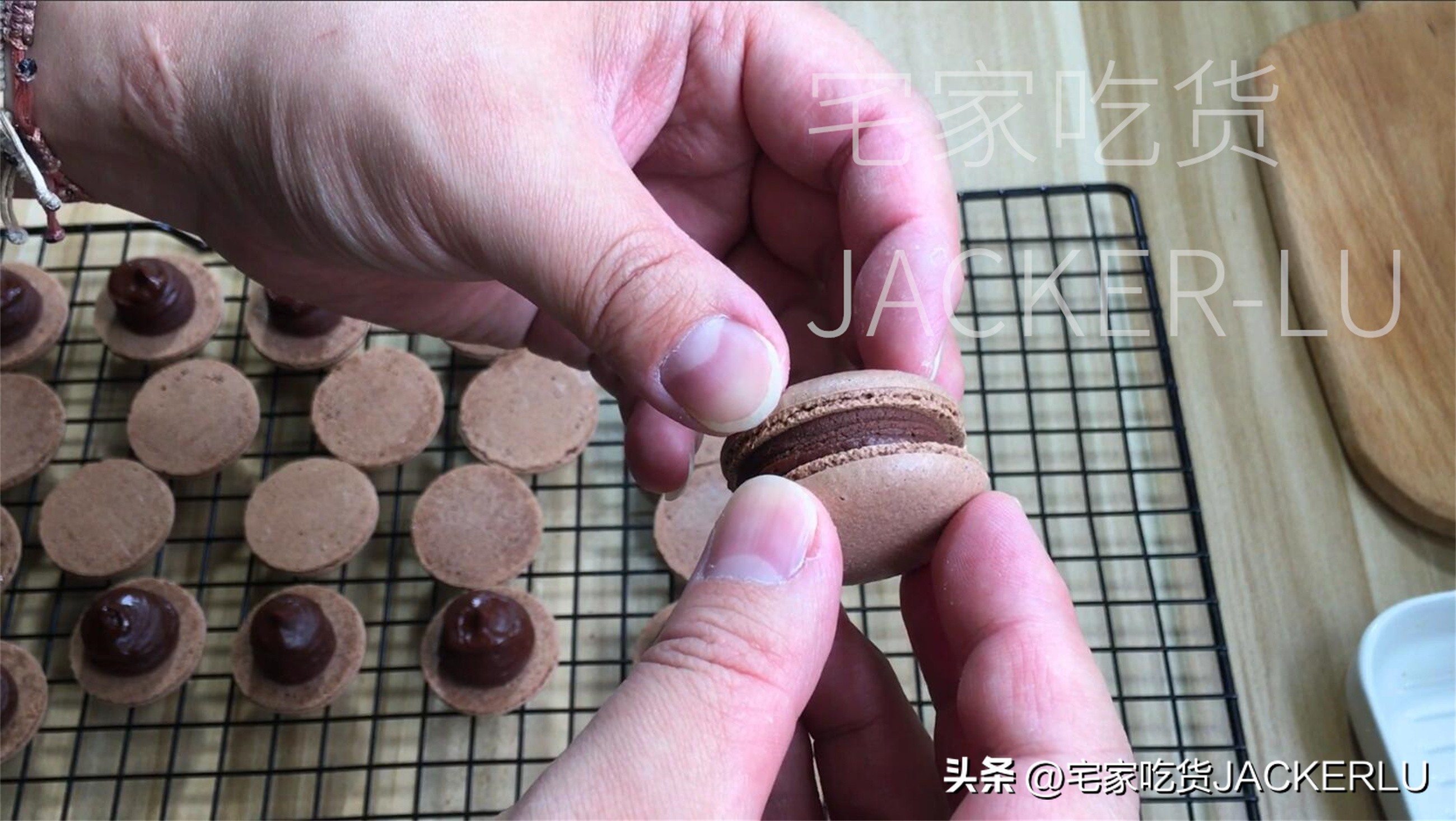 法式马卡龙的夹心做法,蔓越莓可可马卡龙吃法