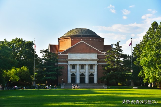 民办本科和民办大专哪个好就业呢,民办大专和公办大专含金量一样吗