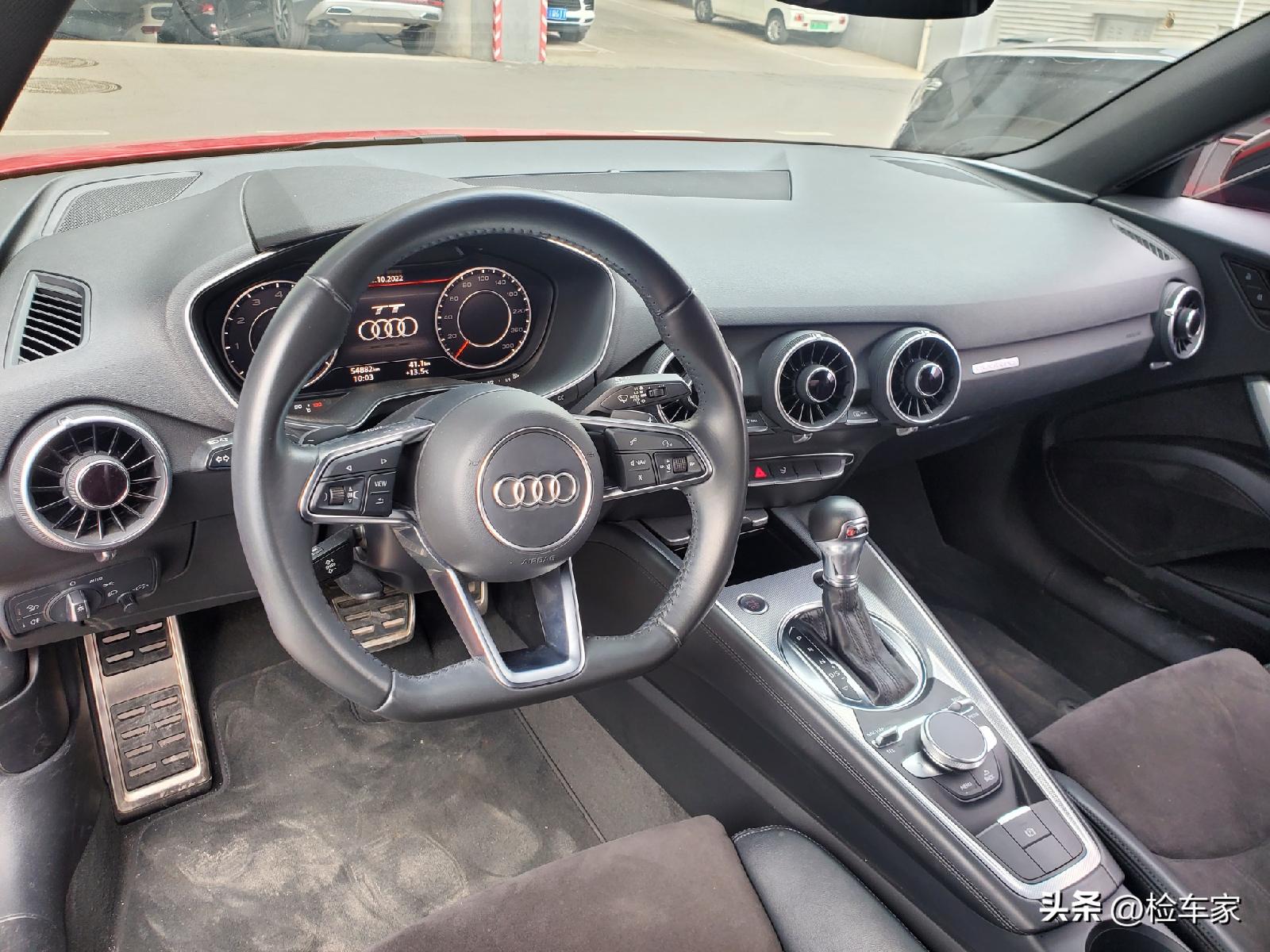 爆改老款奥迪tt,8年多的奥迪tt还值得买么