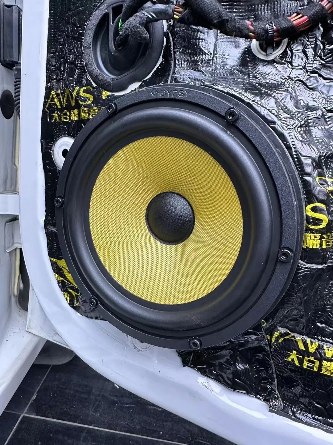 17款斯柯达明锐音响拆解,斯柯达明锐音响改装